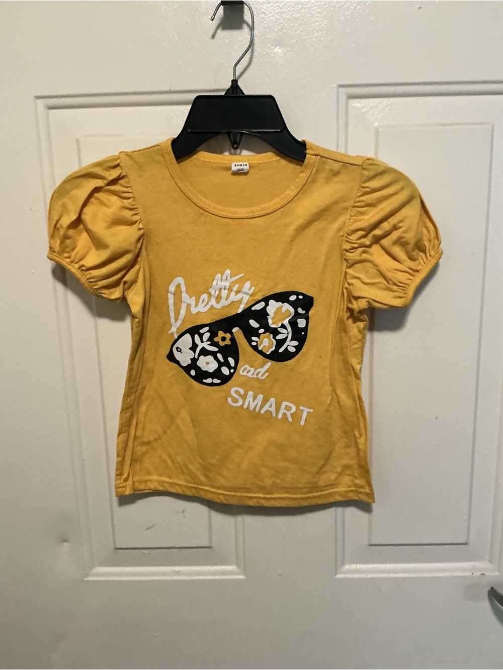 SHEIN Yellow Puff-Sleeve Graphic Tee